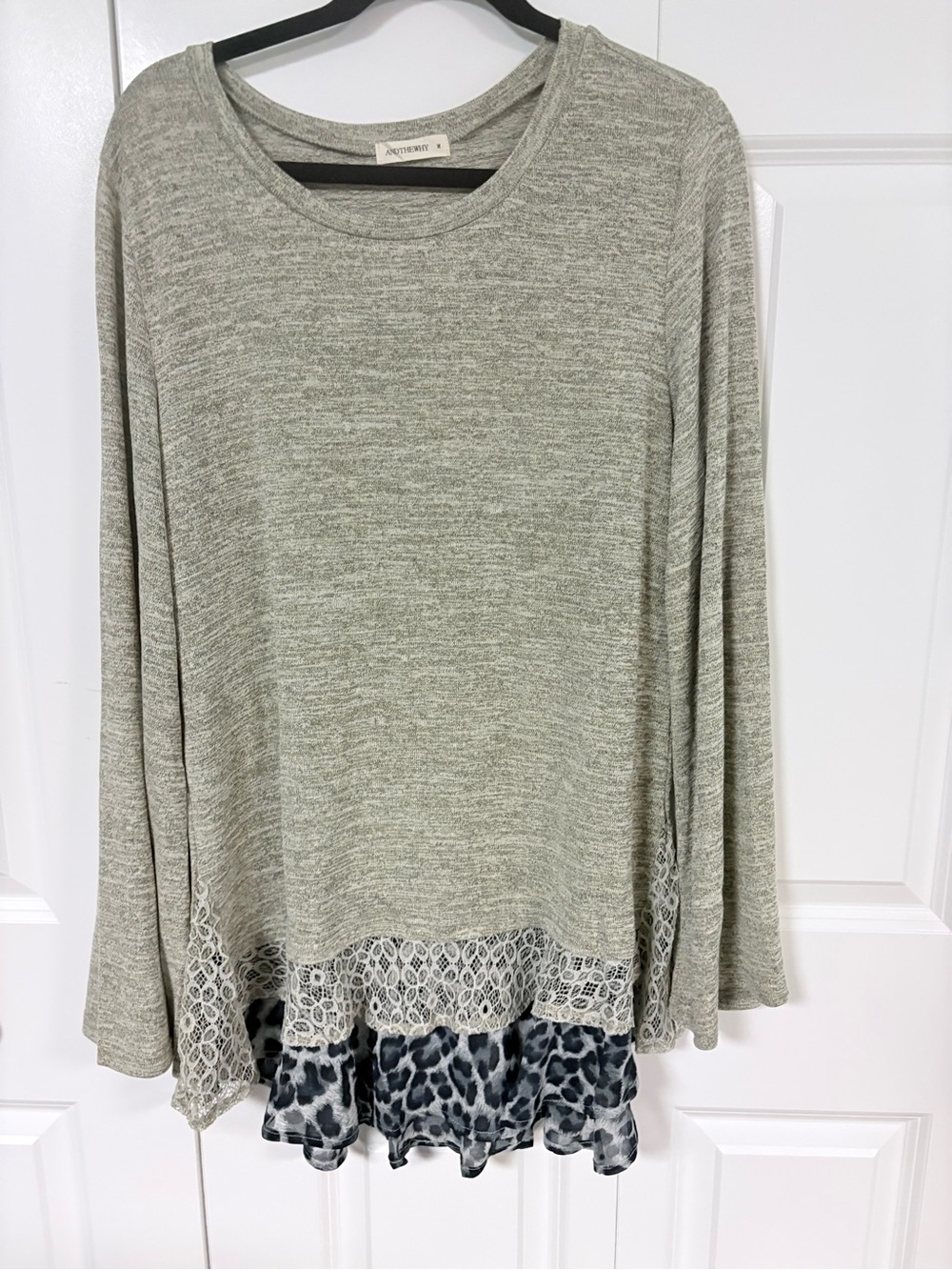 Lace-Hem Layered Tunic Top - Light Olive